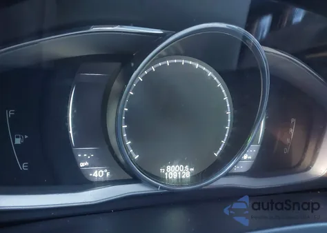 2015 Volvo S60 T5 Premier z USA, uszkodzony, nr VIN YV1612TK0F2336447